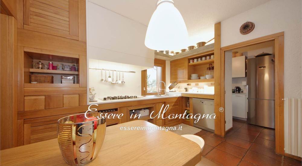 La cucina con dispensa