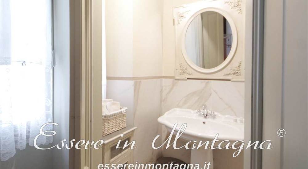 Il bagno della camera 2