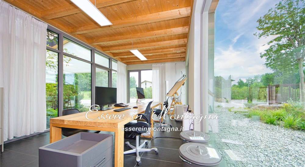 Zona uffici, ufficio 1