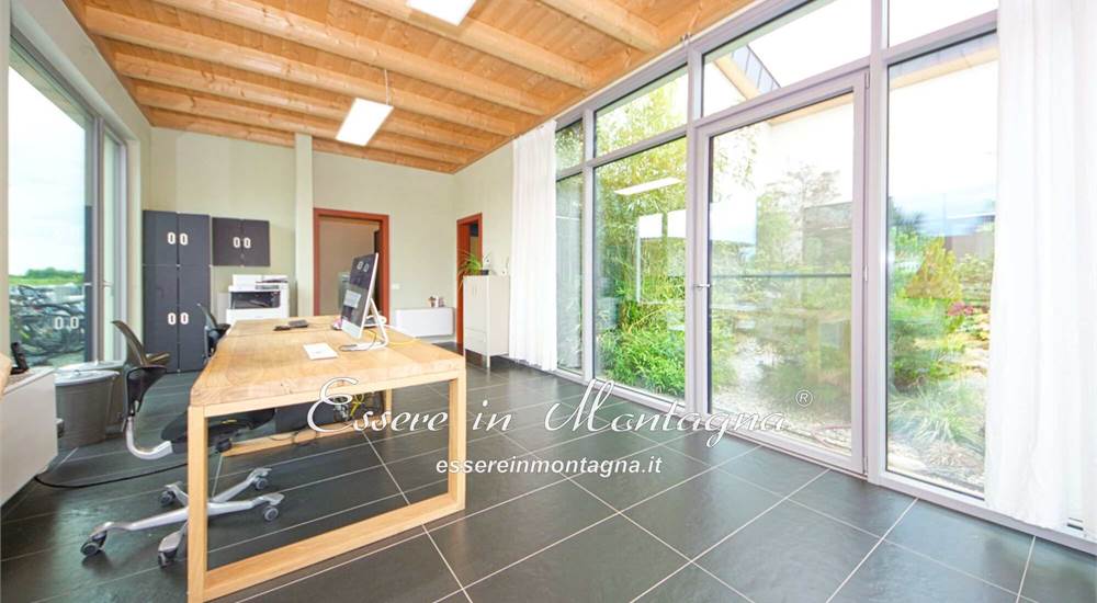 Zona uffici, ufficio 1