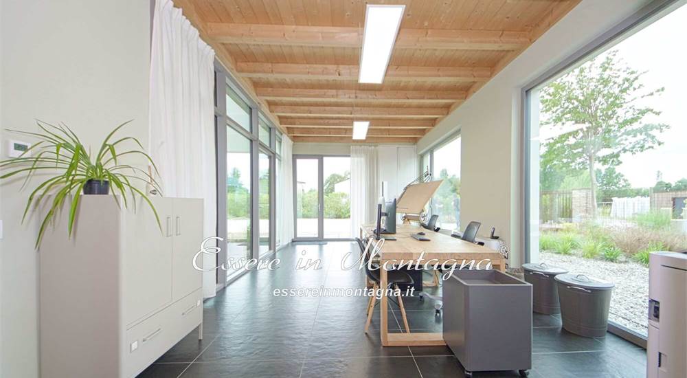 Zona uffici, ufficio 1