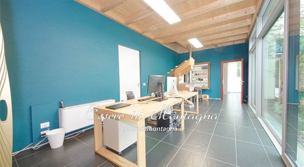 Zona uffici, ufficio 2