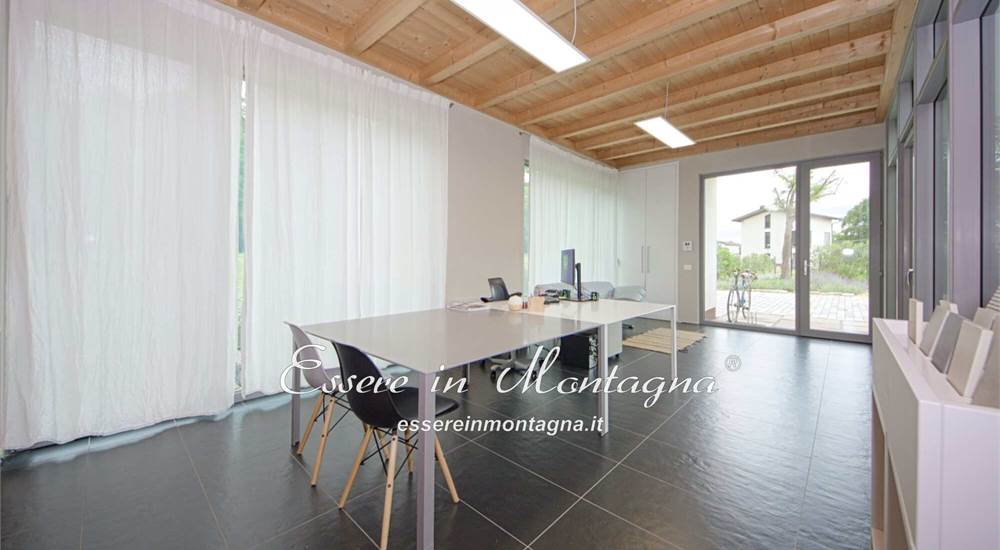 Zona uffici, ufficio 3