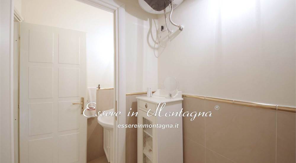 Il bagno con doccia