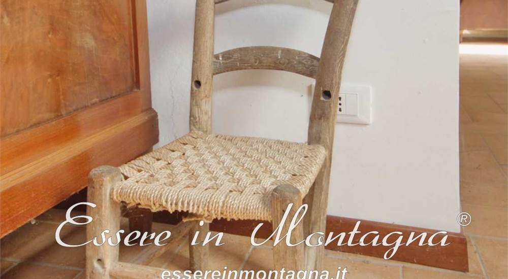 Il tinello con maestoso camino