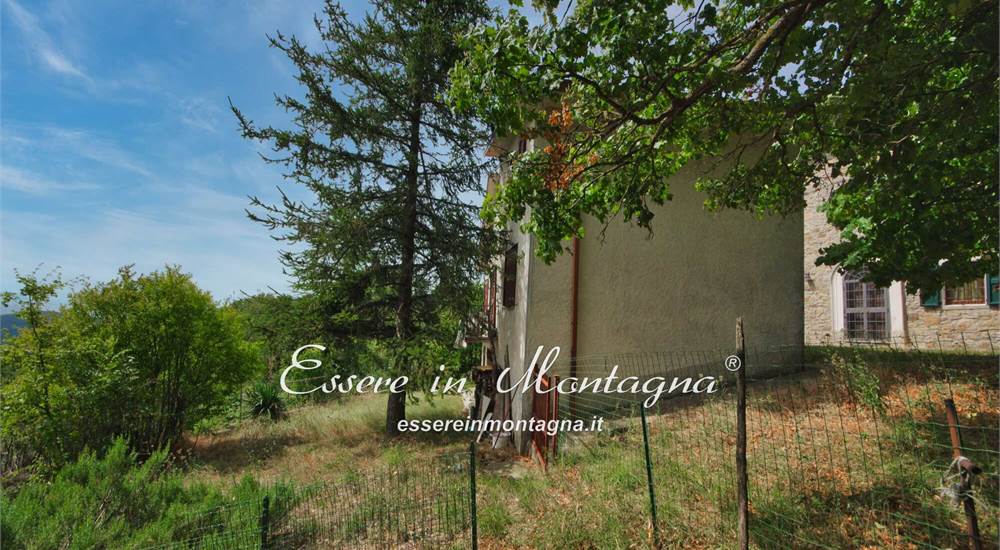 La casa piccola da demolire e ricavare un terrazzo