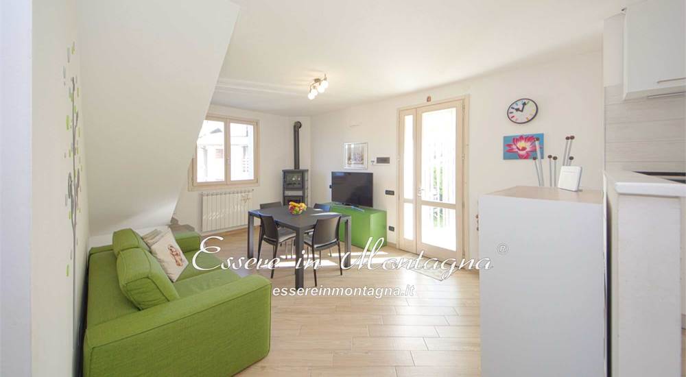 il soggiorno con stufa