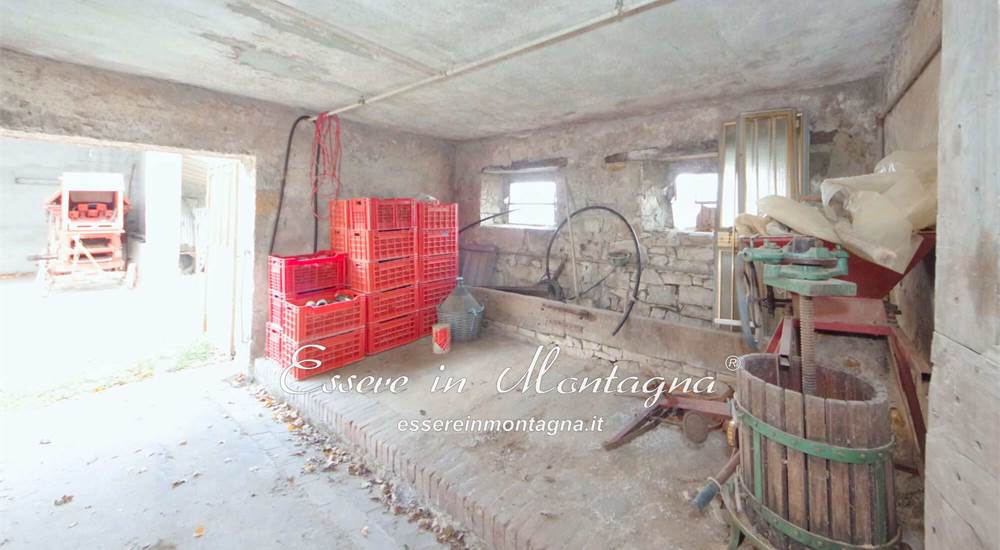 La cantina sotto la teggia