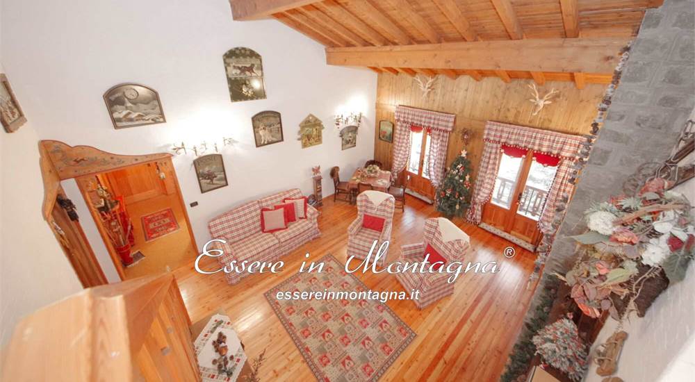 Il soggiorno visto dall'alto