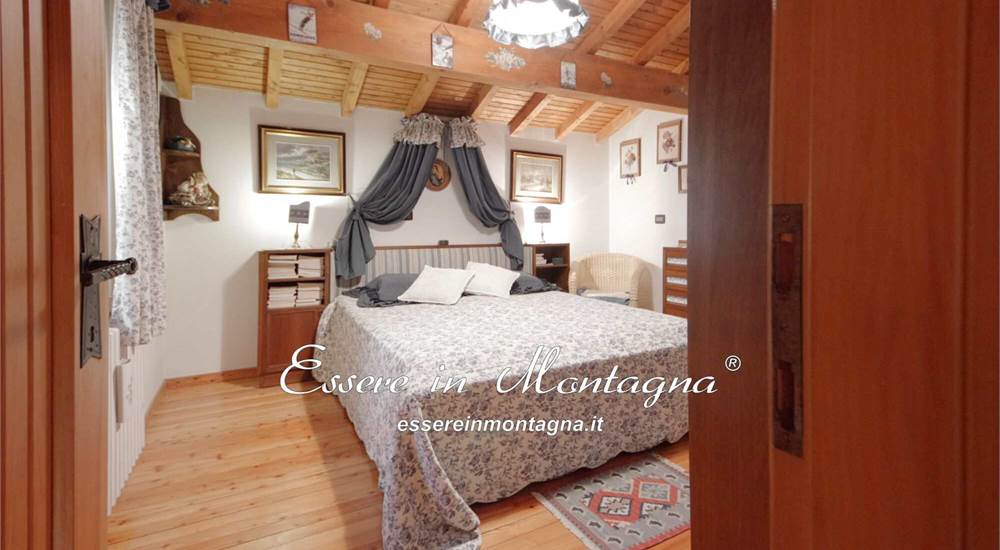 La camera mansardata